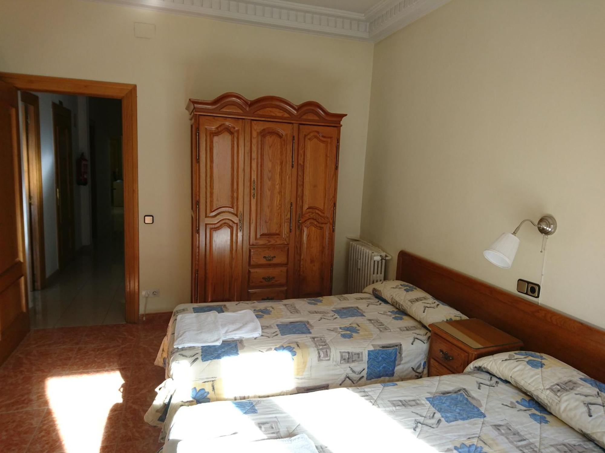 Hostal Retiro Μαδρίτη Εξωτερικό φωτογραφία