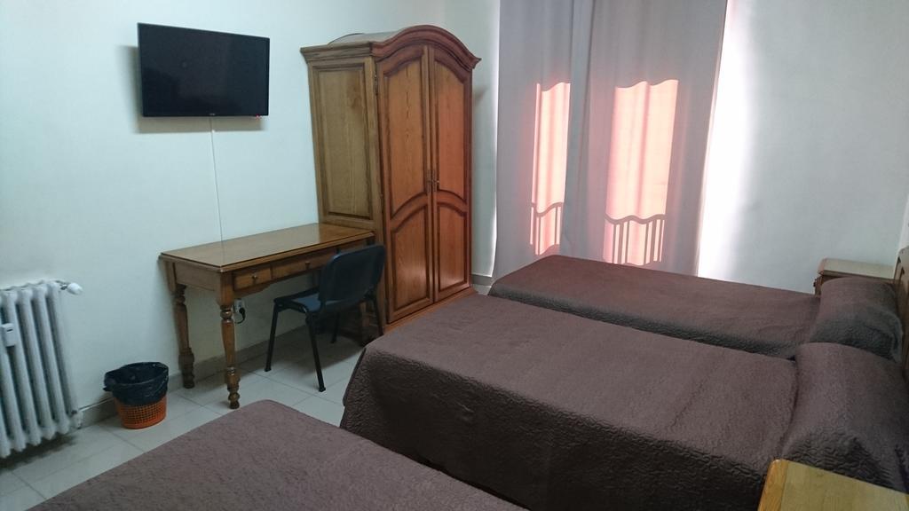 Hostal Retiro Μαδρίτη Δωμάτιο φωτογραφία