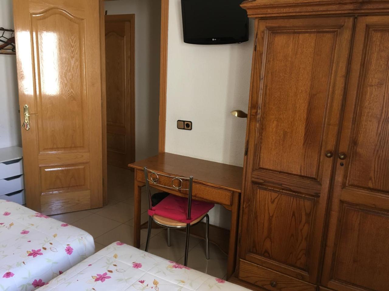 Hostal Retiro Μαδρίτη Εξωτερικό φωτογραφία