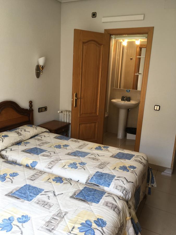 Hostal Retiro Μαδρίτη Εξωτερικό φωτογραφία